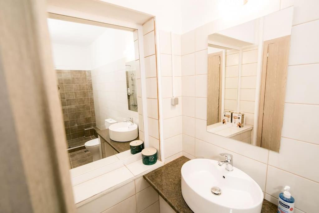 *Magnifique* New House - Full Comfort! Volos Eksteriør bilde